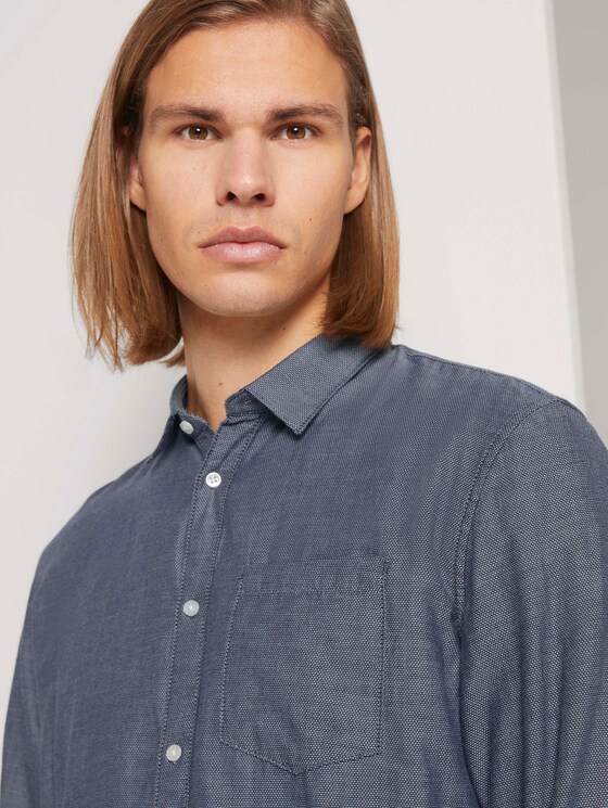 Fein strukturiertes Hemd mit Bio-Baumwolle - Männer - navy white dobby structure Fein strukturiertes Hemd mit Bio-Baumwolle - Männer - navy white dobby structure - 9 - TOM TAILOR Denim
