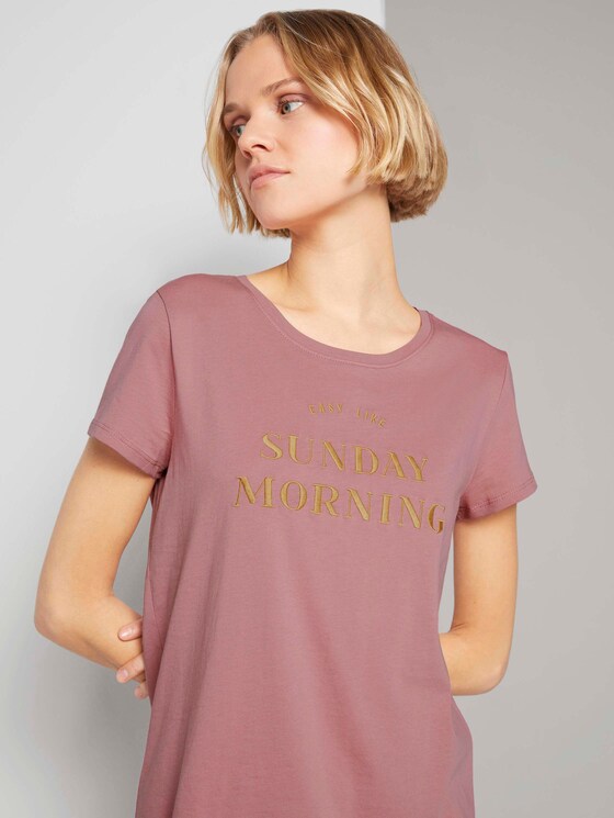 Besticktes T-Shirt mit Bio-Baumwolle - Frauen - cozy rose Besticktes T-Shirt mit Bio-Baumwolle - Frauen - cozy rose - 9 - TOM TAILOR Denim