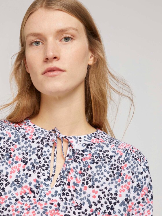 Gemusterte Bluse mit LENZINGTM ECOVEROTM - Frauen - white multicolor flower design Gemusterte Bluse mit LENZINGTM ECOVEROTM - Frauen - white multicolor flower design - 9 - TOM TAILOR