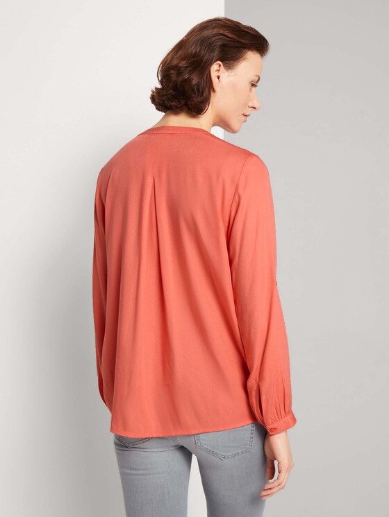 Pleated blouse made with LENZINGTM ECOVEROTM - Women - strong peach tone Pleated blouse made with LENZINGTM ECOVEROTM - Women - strong peach tone - 2 - TOM TAILOR