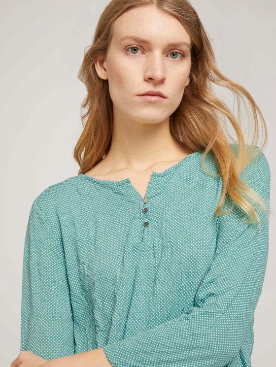 gemustertes T-Shirt mit elatsischem Saum - Frauen - green white minimal design gemustertes T-Shirt mit elatsischem Saum - Frauen - green white minimal design - 9 - TOM TAILOR