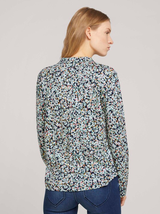 Gemustertes Henley Shirt - Frauen - navy burred floral design Gemustertes Henley Shirt - Frauen - navy burred floral design - 2 - TOM TAILOR