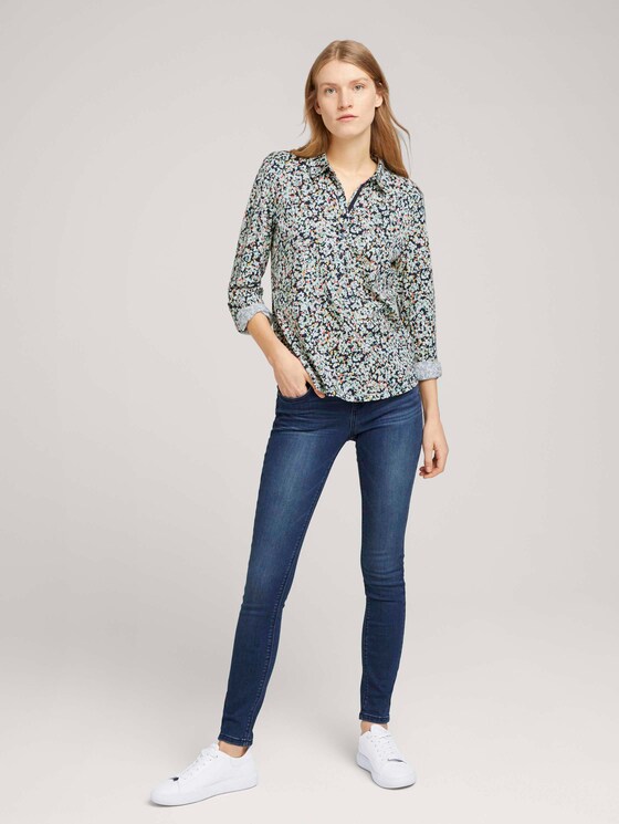 Gemustertes Henley Shirt - Frauen - navy burred floral design Gemustertes Henley Shirt - Frauen - navy burred floral design - 3 - TOM TAILOR