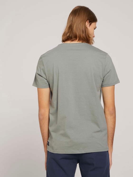 Basic Tshirt - Männer - Greyish Shadow Olive Basic Tshirt - Männer - Greyish Shadow Olive - 2 - TOM TAILOR Denim
