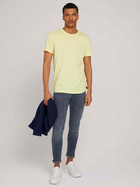 Basic T-Shirt mit Bio-Baumwolle - Männer - cream yellow Basic T-Shirt mit Bio-Baumwolle - Männer - cream yellow - 3 - TOM TAILOR Denim