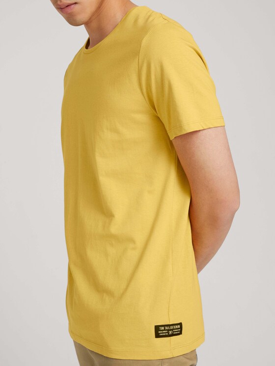 Basic T-Shirt mit Bio-Baumwolle - Männer - golden ochre Basic T-Shirt mit Bio-Baumwolle - Männer - golden ochre - 9 - TOM TAILOR Denim