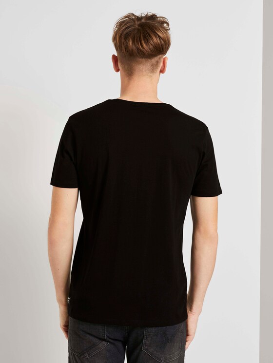 Basic T-Shirt mit Bio-Baumwolle - Männer - Black Basic T-Shirt mit Bio-Baumwolle - Männer - Black - 2 - TOM TAILOR Denim