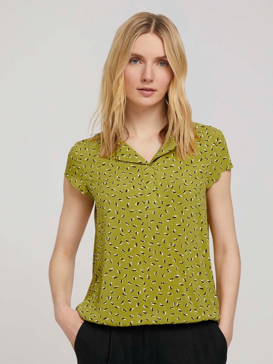 Gemusterte Bluse mit LENZING™ ECOVERO™ - Frauen - green geometrical design Gemusterte Bluse mit LENZING™ ECOVERO™ - Frauen - green geometrical design - 1 - TOM TAILOR