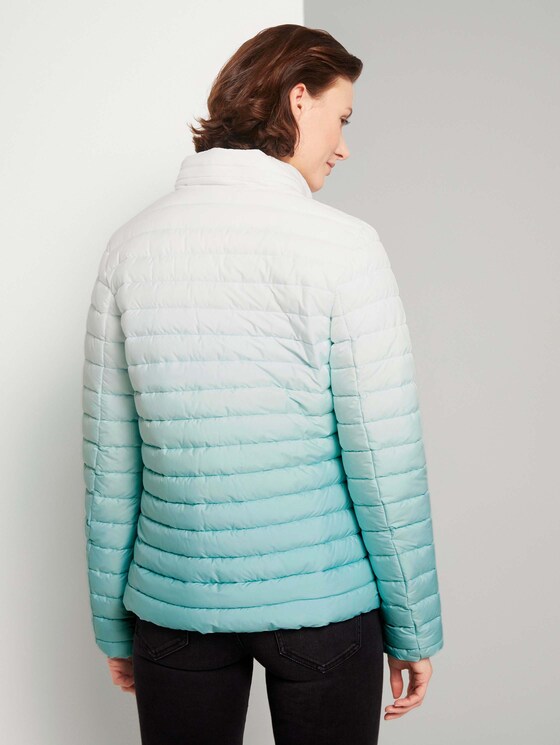 Lightweight Steppjacke mit Farbverlauf - Frauen - light pool blue Lightweight Steppjacke mit Farbverlauf - Frauen - light pool blue - 2 - TOM TAILOR