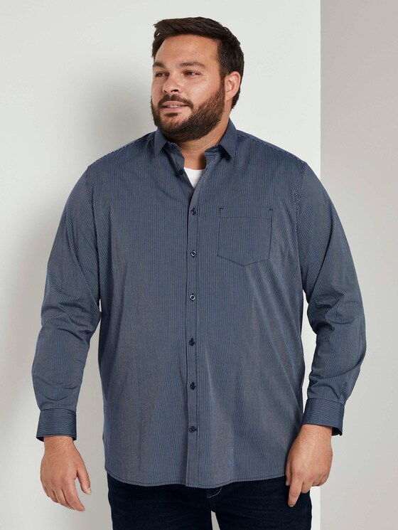 Gemustertes Slim Stretch-Hemd - Männer - navy stripe Gemustertes Slim Stretch-Hemd - Männer - navy stripe - 1 - Men Plus