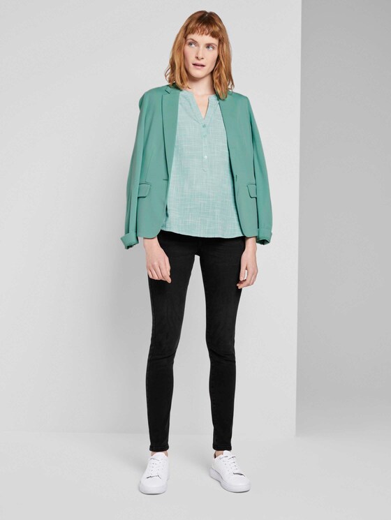 Strukturierte Henley Bluse - Frauen - soft leaf green Strukturierte Henley Bluse - Frauen - soft leaf green - 3 - TOM TAILOR