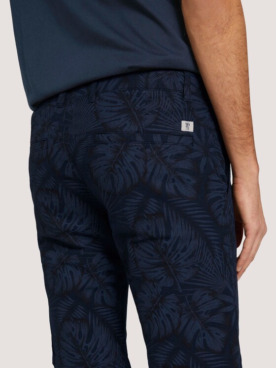 Leinen Chino Slim Shorts mit Leinen - Männer - blue monstera leaf print Leinen Chino Slim Shorts mit Leinen - Männer - blue monstera leaf print - 10 - TOM TAILOR Denim