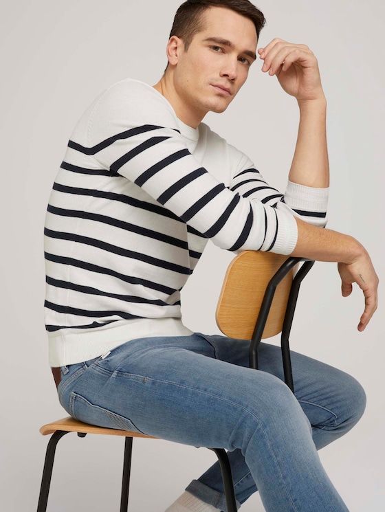 gestreifter Pullover mit Bio-Baumwolle - Männer - white navylue stripe gestreifter Pullover mit Bio-Baumwolle - Männer - white navylue stripe - 5 - TOM TAILOR