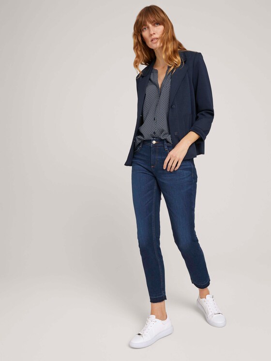 gemusterte Bluse mit LENZING™ ECOVERO™ und Knopfleiste - Frauen - navy geometrical design gemusterte Bluse mit LENZING™ ECOVERO™ und Knopfleiste - Frauen - navy geometrical design - 3 - TOM TAILOR