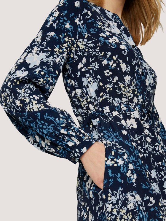 Gemustertes Blusenkleid - Frauen - navy bigger flower design Gemustertes Blusenkleid - Frauen - navy bigger flower design - 9 - TOM TAILOR