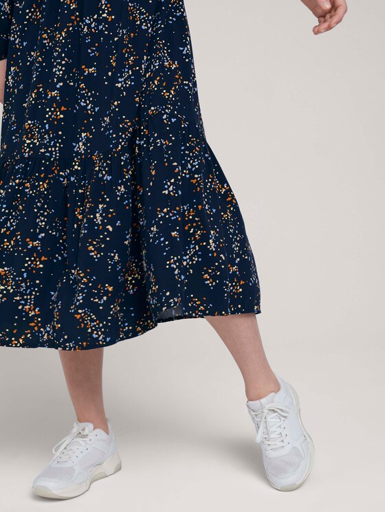 gemustertes Midi Kleid mit LENZING™ ECOVERO™ - Frauen - blue dot print gemustertes Midi Kleid mit LENZING™ ECOVERO™ - Frauen - blue dot print - 10 - TOM TAILOR Denim