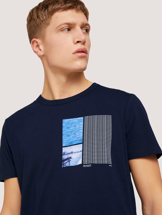 Fotoprint T-Shirt mit Bio-Baumwolle - Männer - Sky Captain Blue Fotoprint T-Shirt mit Bio-Baumwolle - Männer - Sky Captain Blue - 9 - TOM TAILOR Denim