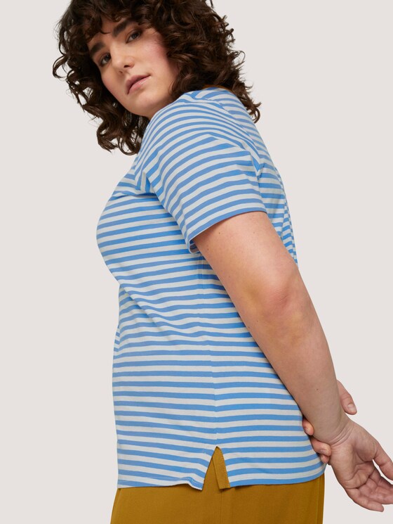 Striped t-shirt made with organic cotton - Women - marina white regular stripe Striped t-shirt made with organic cotton - Women - marina white regular stripe - 10 - My True Me