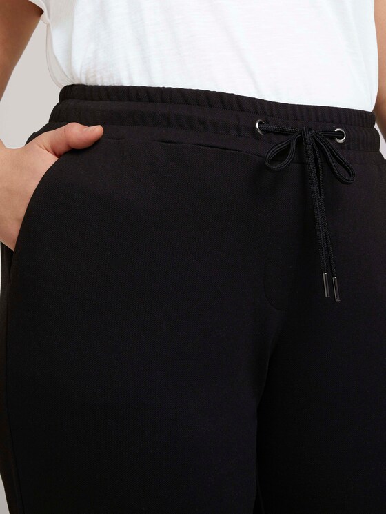 Hose im Loose Fit - Frauen - deep black Hose im Loose Fit - Frauen - deep black - 9 - My True Me