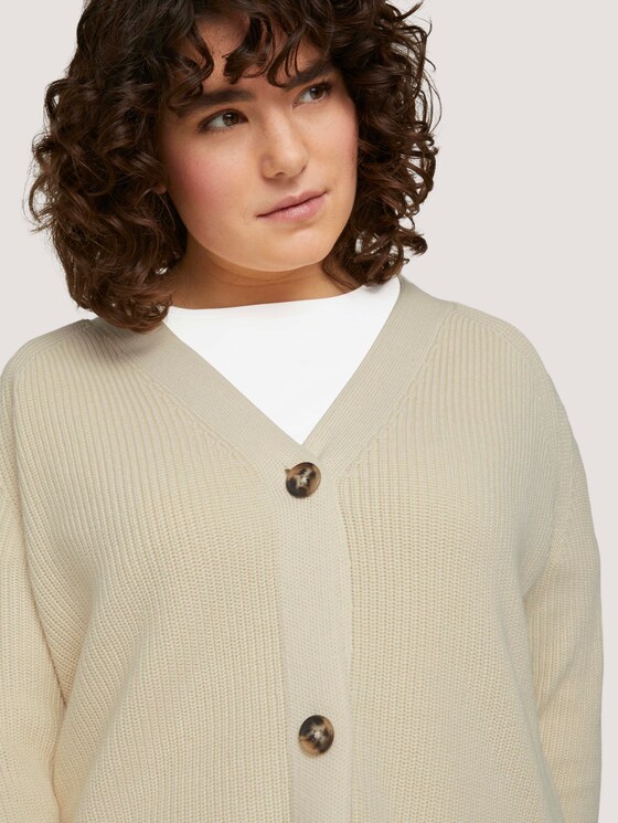 Cardigan mit Seitenschlitzen mit Bio-Baumwolle - Frauen - champagne white Cardigan mit Seitenschlitzen mit Bio-Baumwolle - Frauen - champagne white - 9 - My True Me