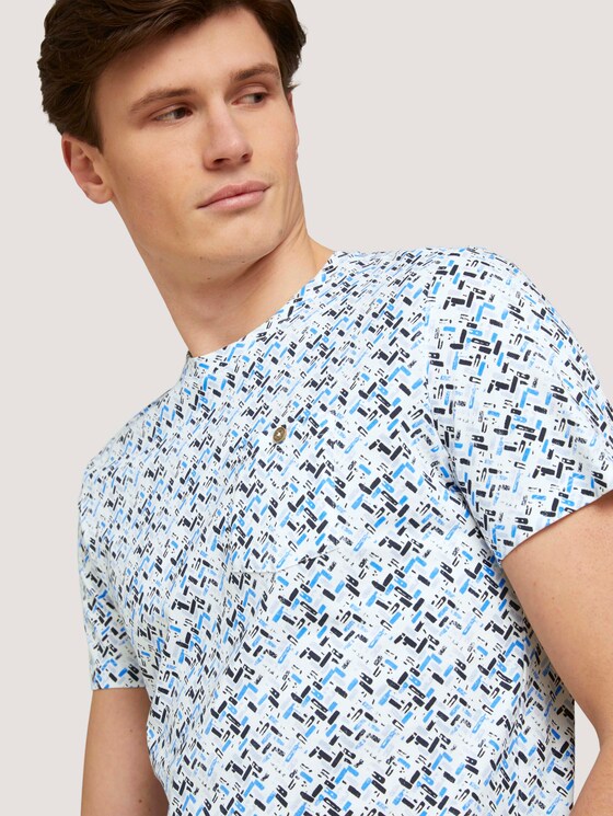 gemustertes T-Shirt mit Bio-Baumwolle - Männer - white base blue shades design gemustertes T-Shirt mit Bio-Baumwolle - Männer - white base blue shades design - 9 - TOM TAILOR