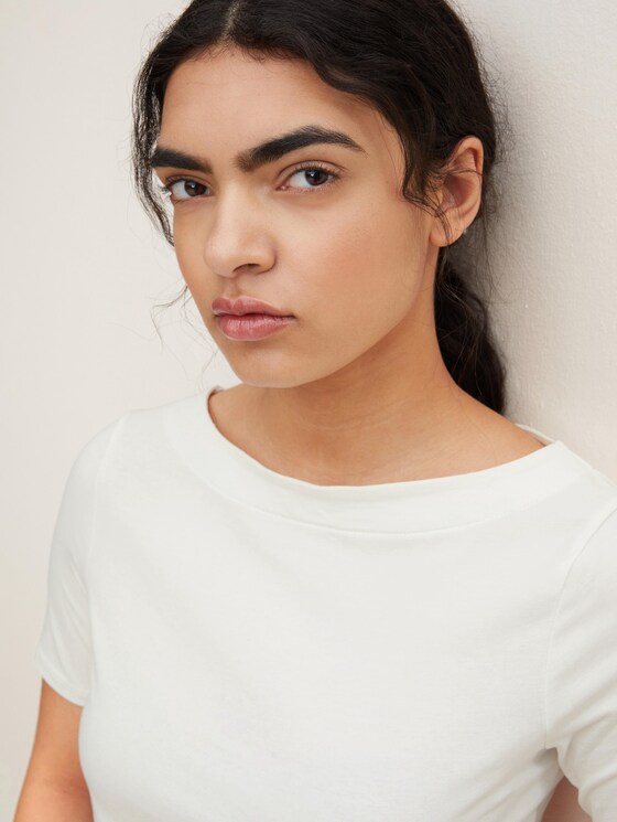 Basic T-Shirt mit Bio-Baumwolle - Frauen - Gardenia White Basic T-Shirt mit Bio-Baumwolle - Frauen - Gardenia White - 9 - TOM TAILOR Denim
