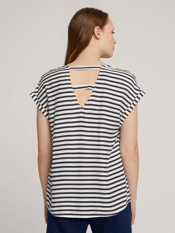 Gemusterte Kurzambluse aus nachhaltiger Viskose - Frauen - navy white stripe Gemusterte Kurzambluse aus nachhaltiger Viskose - Frauen - navy white stripe - 2 - TOM TAILOR Denim