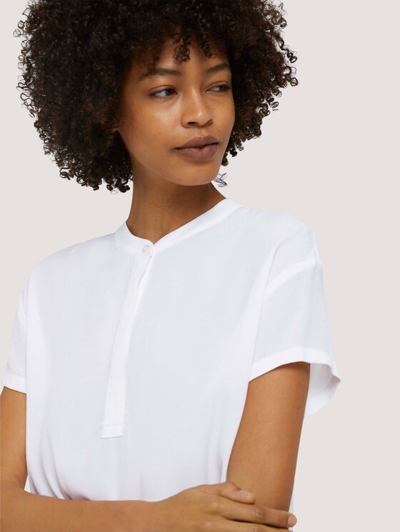 Blusenshirt mit kurzem Stehkragen - Frauen - White Blusenshirt mit kurzem Stehkragen - Frauen - White - 9 - Mine to five