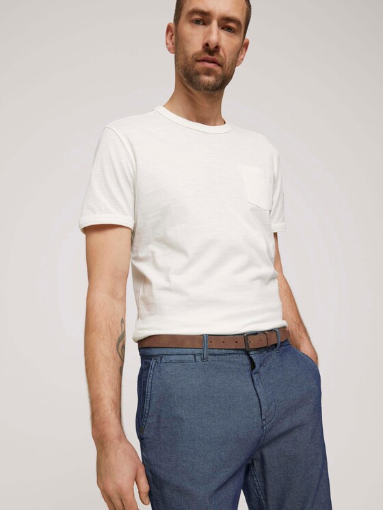 Strukturierte Josh Chino Shorts mit Gürtel - Männer - blue indigo structure Strukturierte Josh Chino Shorts mit Gürtel - Männer - blue indigo structure - 9 - TOM TAILOR
