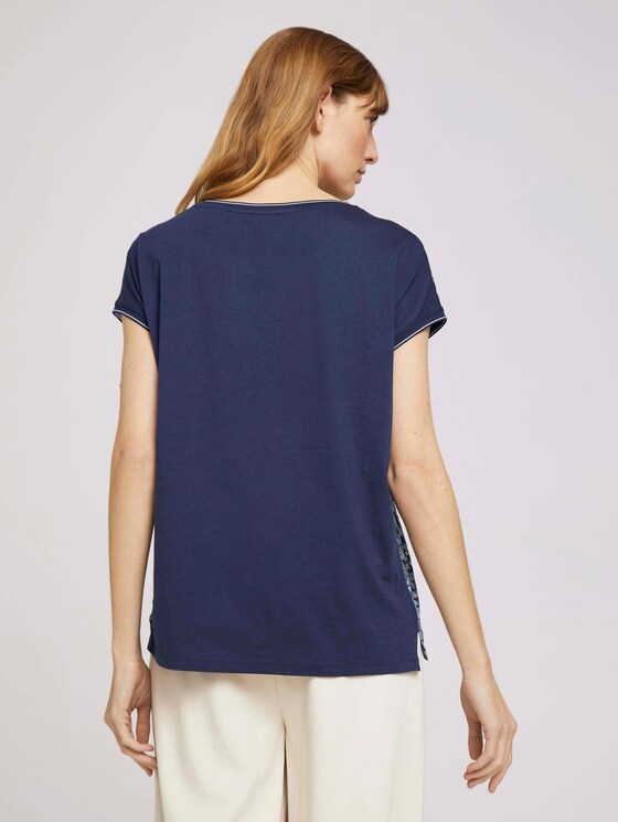 Gemustertes T-Shirt im Materialmix - Frauen - navy floral design Gemustertes T-Shirt im Materialmix - Frauen - navy floral design - 2 - TOM TAILOR