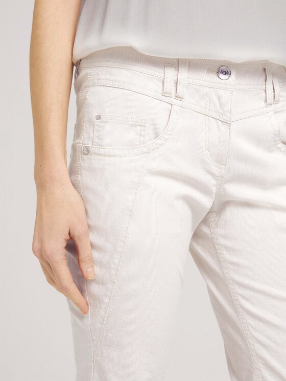 Tapered Relaxed Caprihose - Frauen - beige thin stripe Tapered Relaxed Caprihose - Frauen - beige thin stripe - 9 - TOM TAILOR