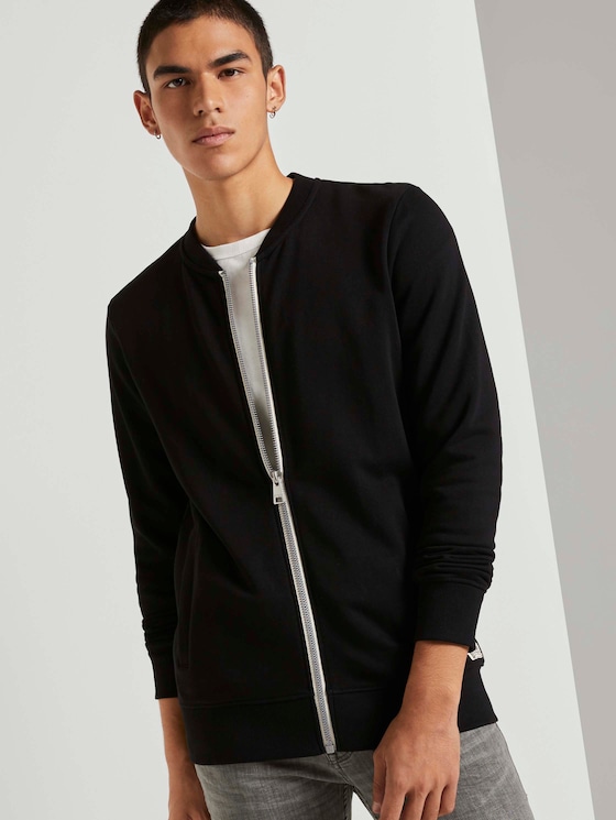 Bomber basique molletonnée par Denim Male, Black