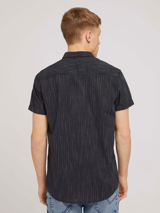 Kurzarmhemd mit Streifenmuster - Männer - black and white stripe Kurzarmhemd mit Streifenmuster - Männer - black and white stripe - 2 - TOM TAILOR Denim