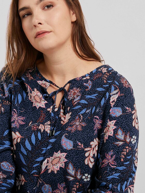 Bluse mit Blumenmuster - Frauen - navy floral design Bluse mit Blumenmuster - Frauen - navy floral design - 9 - My True Me