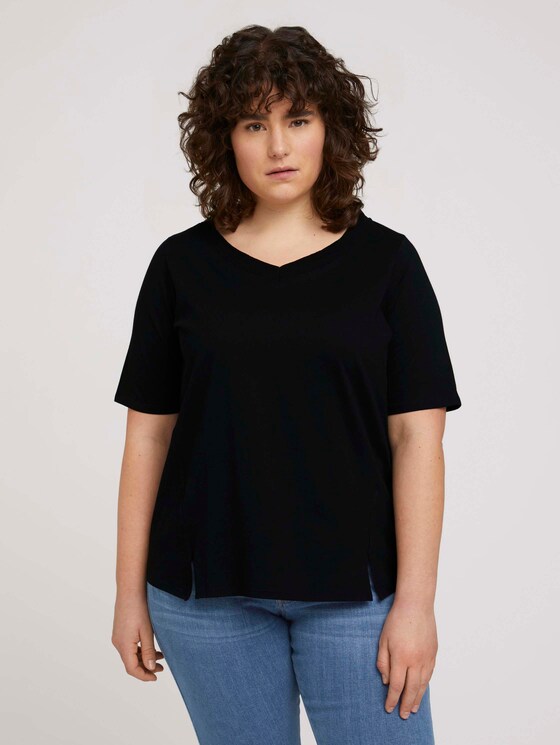 T-Shirt mit V-Ausschnitt aus Bio-Baumwolle - Frauen - deep black T-Shirt mit V-Ausschnitt aus Bio-Baumwolle - Frauen - deep black - 1 - My True Me
