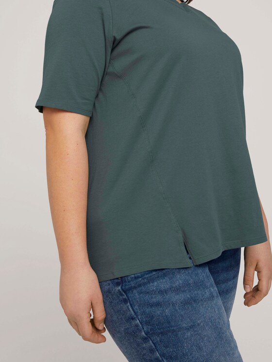 T-Shirt mit V-Ausschnitt aus Bio-Baumwolle - Frauen - washed jasper green T-Shirt mit V-Ausschnitt aus Bio-Baumwolle - Frauen - washed jasper green - 9 - My True Me