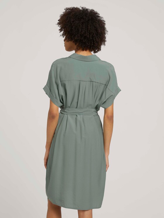 Kurzarm Blusenkleid mit LENZING™ ECOVERO™ - Frauen - Dusty Leave Green Kurzarm Blusenkleid mit LENZING™ ECOVERO™ - Frauen - Dusty Leave Green - 2 - Mine to five