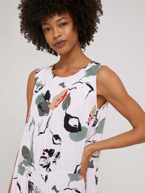 Ärmelloses Maxikleid mit Raffungen - Frauen - offwhite blue floral design Ärmelloses Maxikleid mit Raffungen - Frauen - offwhite blue floral design - 9 - Mine to five