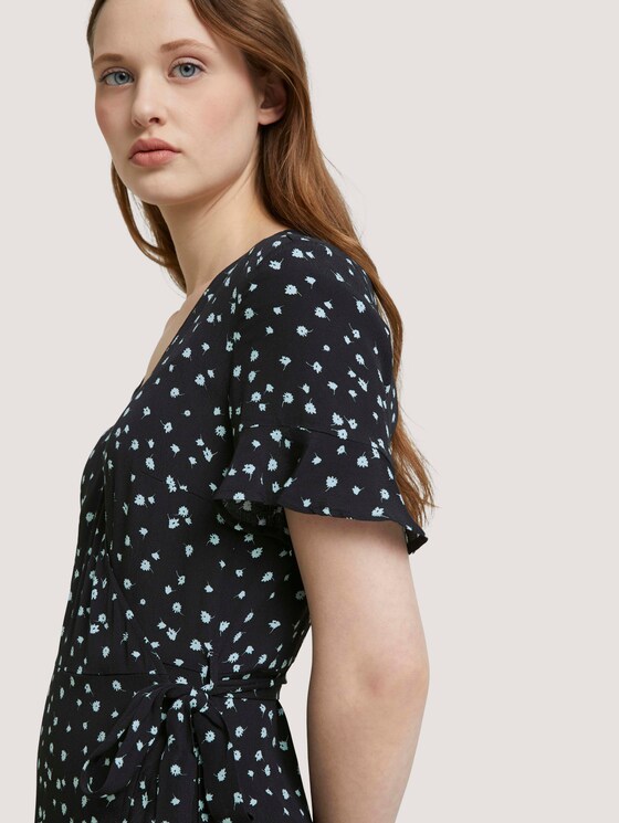 gemustertes Mini Wickelkleid - Frauen - black minimal flower print gemustertes Mini Wickelkleid - Frauen - black minimal flower print - 9 - TOM TAILOR Denim