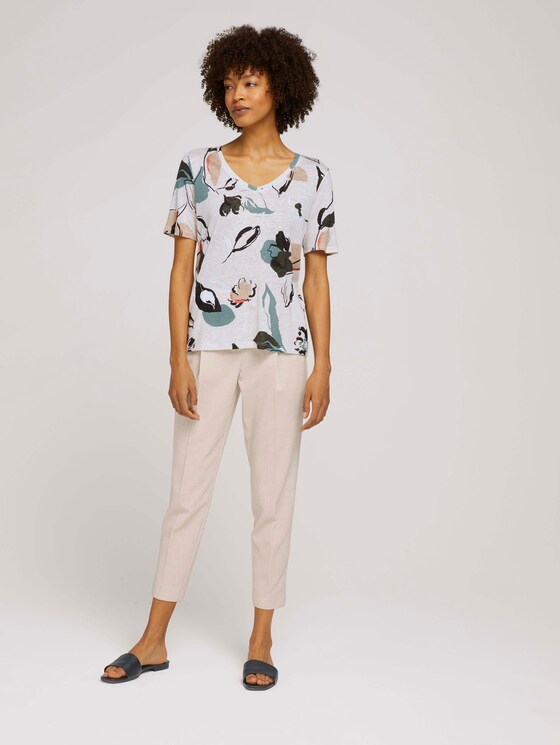 Leinen T-Shirt mit V-Ausschnitt - Frauen - floral design Leinen T-Shirt mit V-Ausschnitt - Frauen - floral design - 3 - Mine to five