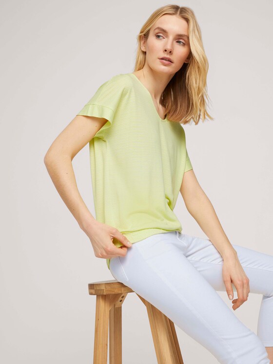 Strukturiertes T-Shirt mit elastischem Bund - Frauen - celery offwhite structure Strukturiertes T-Shirt mit elastischem Bund - Frauen - celery offwhite structure - 5 - TOM TAILOR