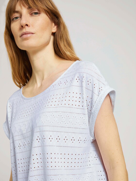 Elastisches T-Shirt mit Strukturmuster - Frauen - Whisper White Elastisches T-Shirt mit Strukturmuster - Frauen - Whisper White - 9 - TOM TAILOR