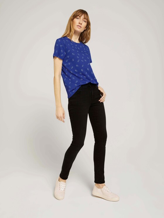 Gemustertes T-Shirt mit Bio-Baumwolle - Frauen - blue white leaves design Gemustertes T-Shirt mit Bio-Baumwolle - Frauen - blue white leaves design - 3 - TOM TAILOR