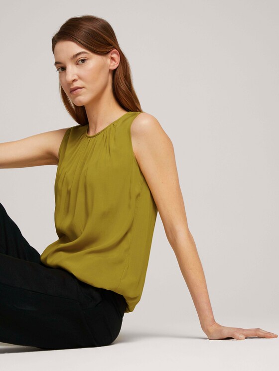 Sleeveless blouse with an elastic waistband - Women - gecko green Sleeveless blouse with an elastic waistband - Women - gecko green - 5 - TOM TAILOR