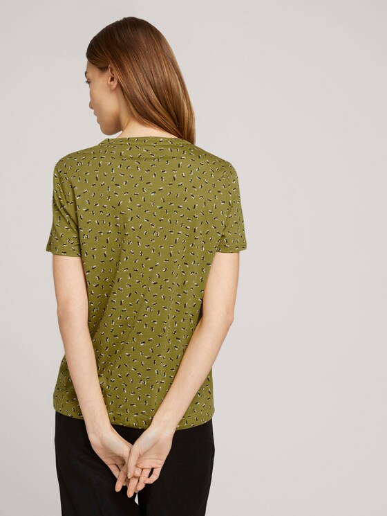 Gemustertes T-Shirt mit TENCEL™ - Frauen - green geometrical design Gemustertes T-Shirt mit TENCEL™ - Frauen - green geometrical design - 2 - TOM TAILOR