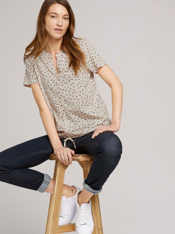 Gemustertes T-Shirt mit TENCEL™ - Frauen - beige geometrical design Gemustertes T-Shirt mit TENCEL™ - Frauen - beige geometrical design - 5 - TOM TAILOR