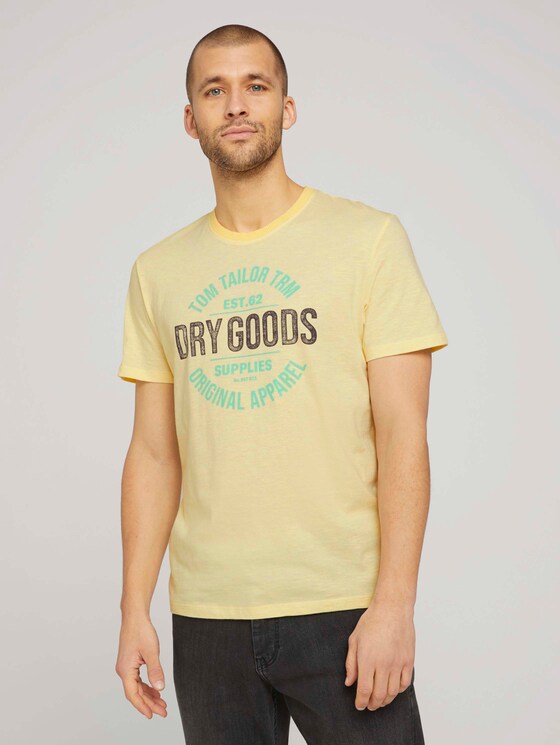 Gestreiftes T-Shirt mit Print - Männer - yellow fine stripe Gestreiftes T-Shirt mit Print - Männer - yellow fine stripe - 1 - TOM TAILOR