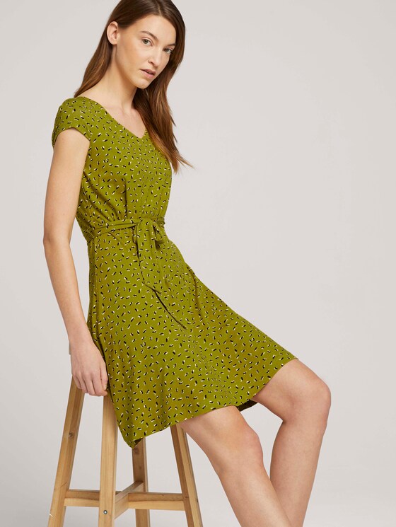 Gemustertes Jerseykleid mit Bindegürtel - Frauen - bright summer green Gemustertes Jerseykleid mit Bindegürtel - Frauen - bright summer green - 5 - TOM TAILOR