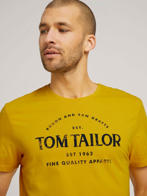 Logo Print T-Shirt mit Bio-Baumwolle - Männer - Californian Yellow Logo Print T-Shirt mit Bio-Baumwolle - Männer - Californian Yellow - 9 - TOM TAILOR