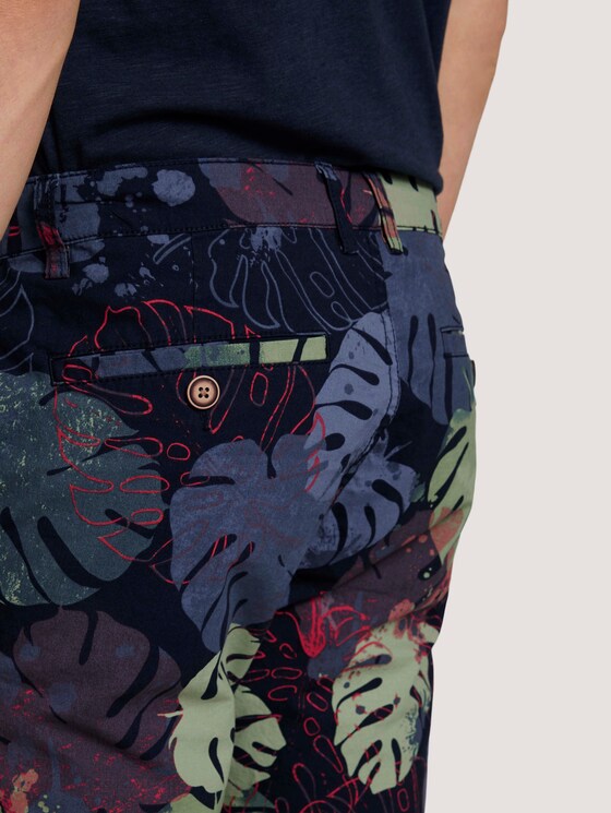 Josh Regular Slim Shorts - Männer - dark blue paint leaf design Josh Regular Slim Shorts - Männer - dark blue paint leaf design - 10 - TOM TAILOR